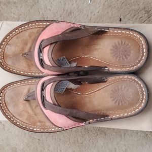 Ugg Matala sandals